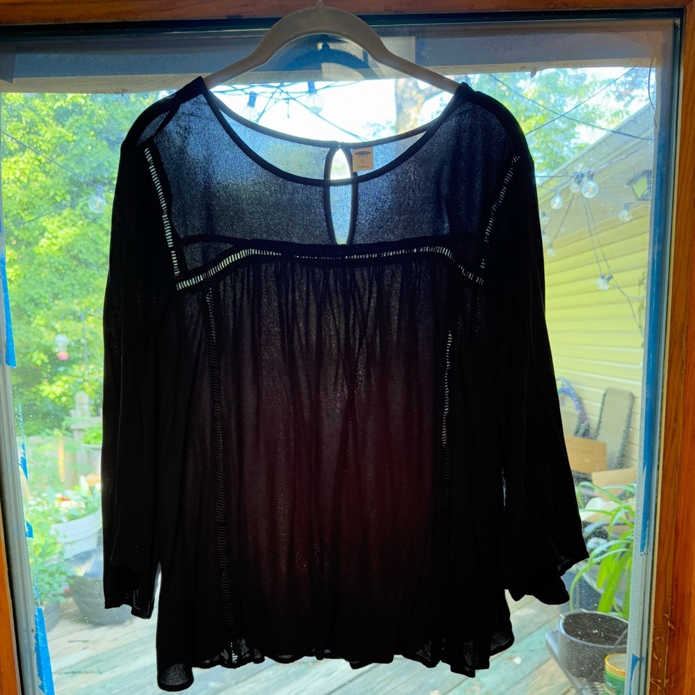 Old Navy Black Sheer Blouse with Delicate Details 3/4 inch Sleeves